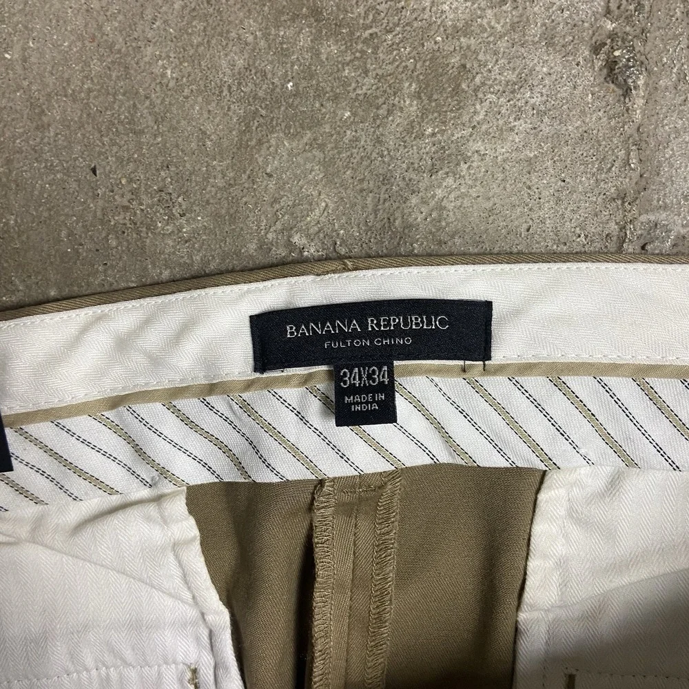 NWT Banana Republic Rapid Movement Chino Pants Size 34x34 Tan Khaki Casual Wear